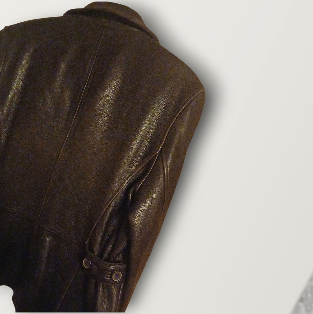 Winlit Dark Brown Women's Leather Jacket Size Medium With Gold Accents - Picture 9 of 14